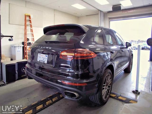 2017 Porsche Cayenne Platinum Edition