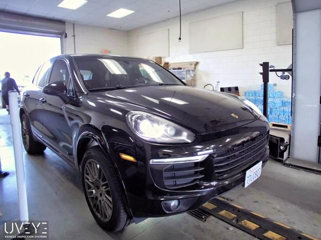 2017 Porsche Cayenne Platinum Edition