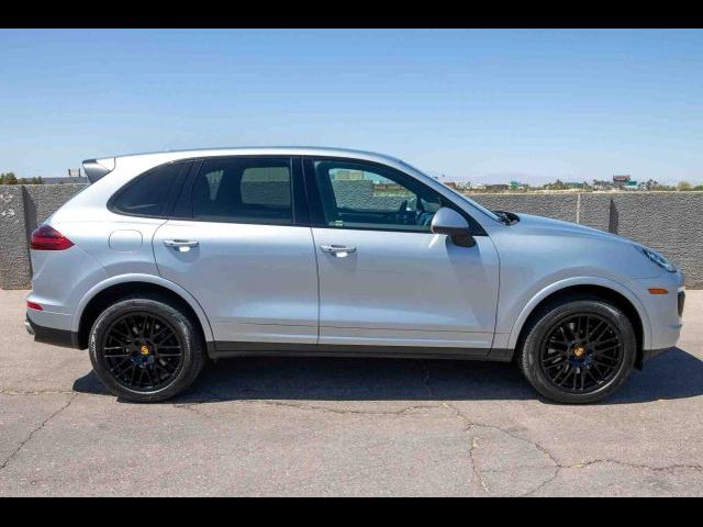 2017 Porsche Cayenne Platinum Edition