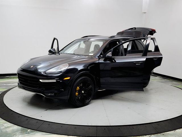 2017 Porsche Cayenne Turbo