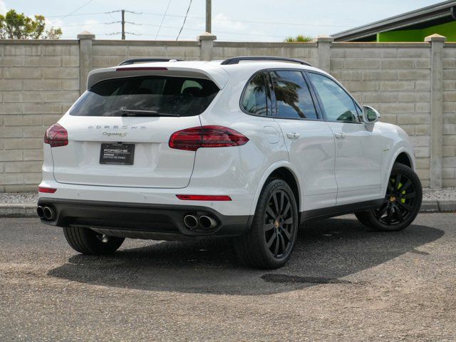 2017 Porsche Cayenne E-Hybrid S