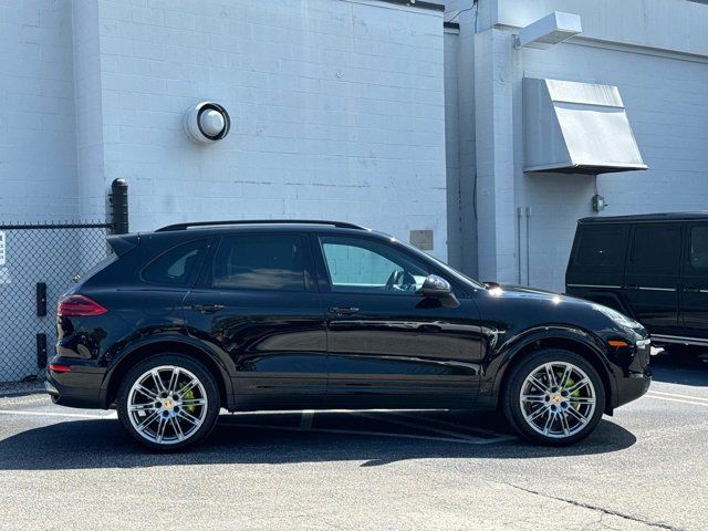 2017 Porsche Cayenne E-Hybrid S