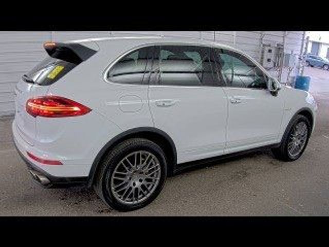 2017 Porsche Cayenne E-Hybrid S