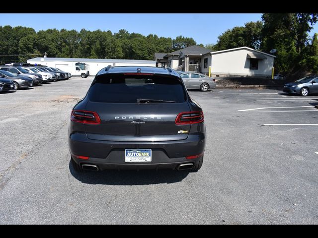 2017 Porsche Macan Base