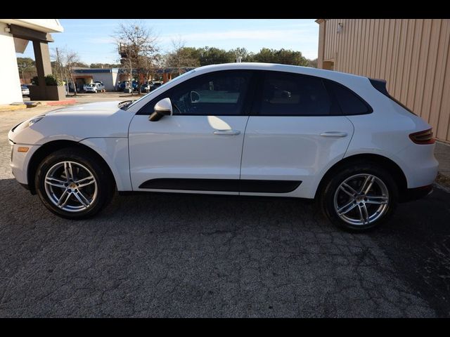 2017 Porsche Macan Base