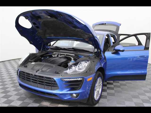 2017 Porsche Macan Base