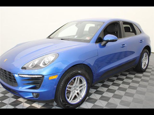2017 Porsche Macan Base