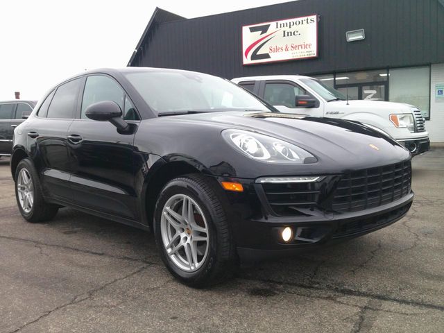 2017 Porsche Macan Base