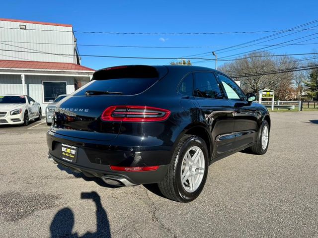 2017 Porsche Macan Base