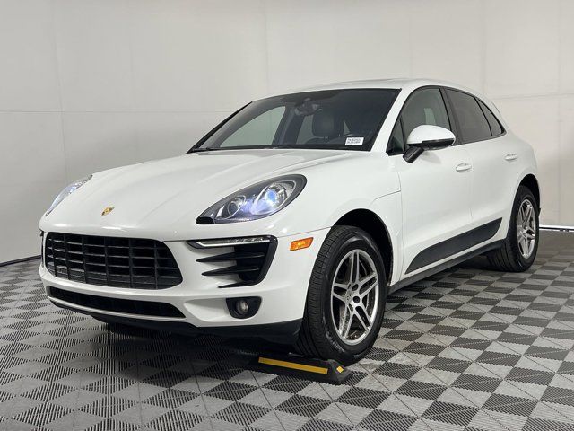 2017 Porsche Macan Base