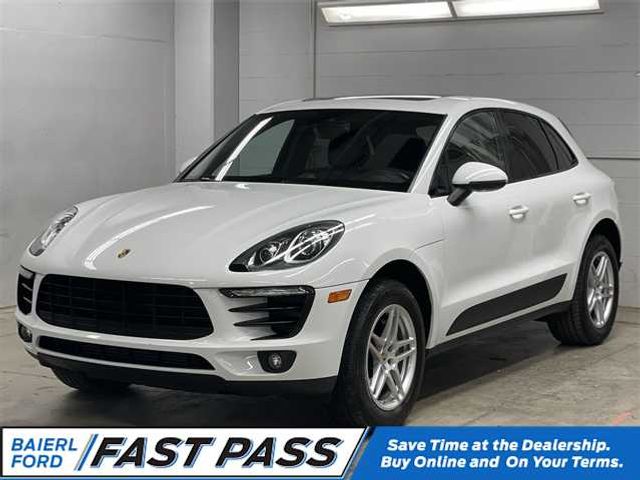 2017 Porsche Macan Base