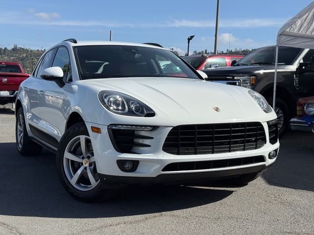 2017 Porsche Macan Base