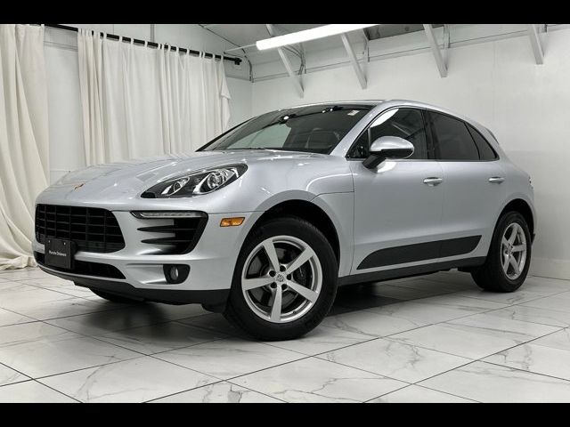 2017 Porsche Macan Base