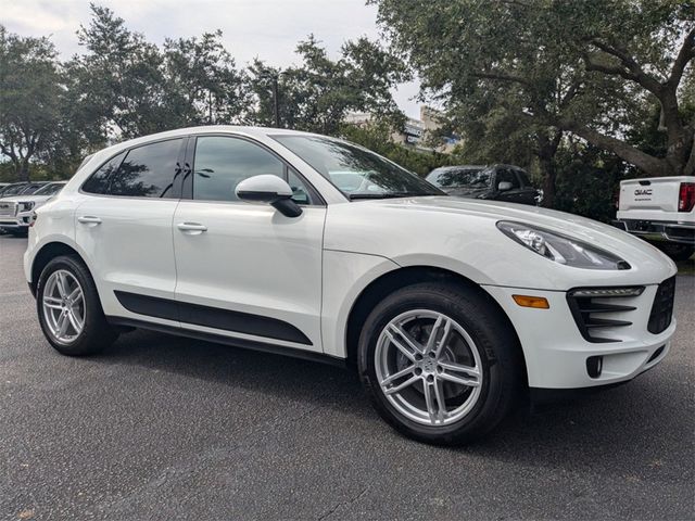 2017 Porsche Macan Base