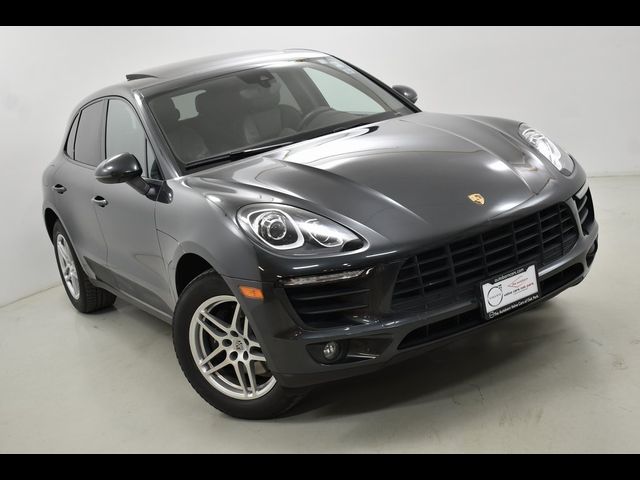 2017 Porsche Macan Base