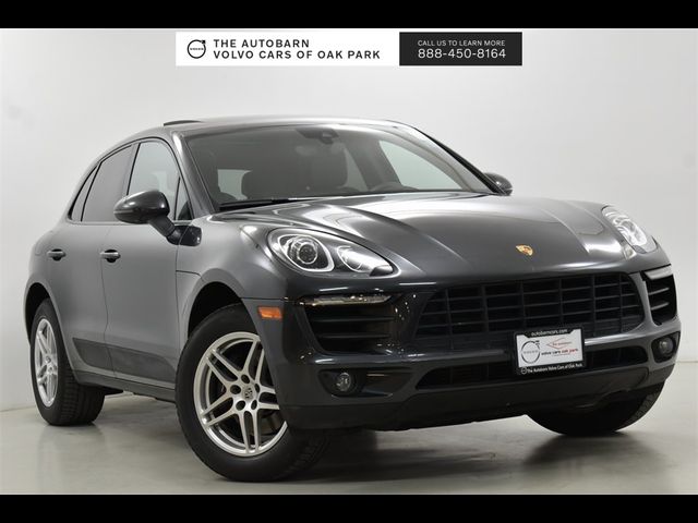 2017 Porsche Macan Base