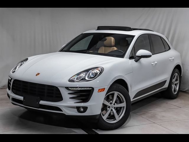 2017 Porsche Macan Base