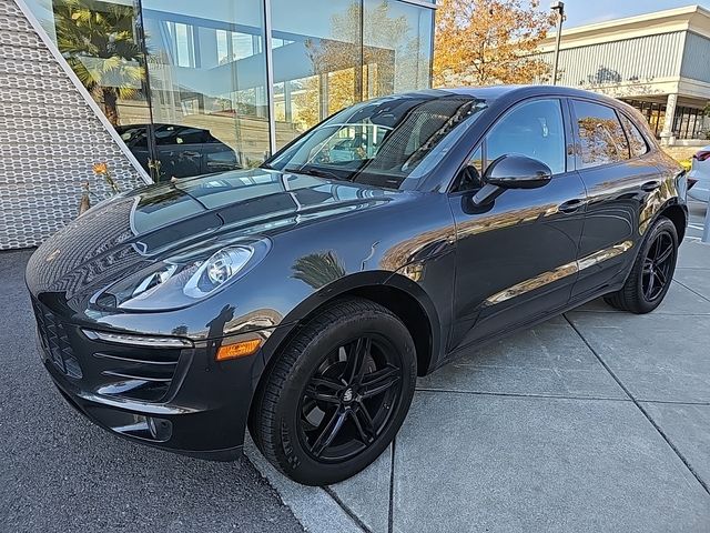 2017 Porsche Macan Base