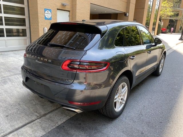 2017 Porsche Macan Base