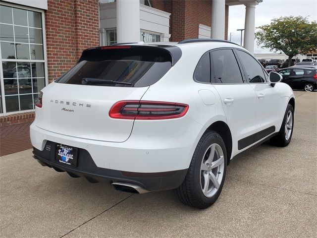 2017 Porsche Macan Base