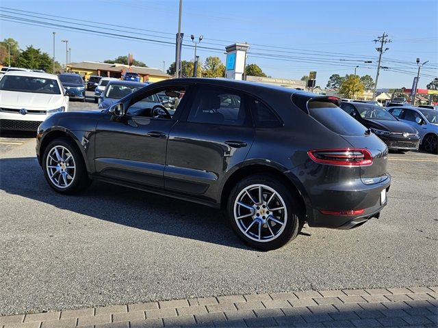 2017 Porsche Macan Base