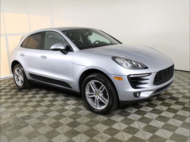 2017 Porsche Macan Base