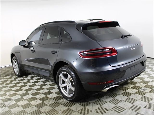 2017 Porsche Macan Base