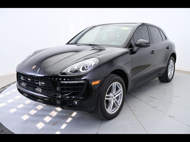 2017 Porsche Macan Base