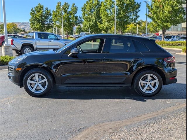 2017 Porsche Macan Base