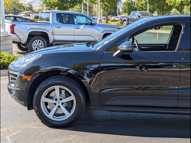 2017 Porsche Macan Base