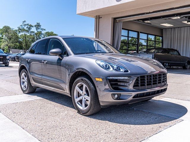 2017 Porsche Macan Base