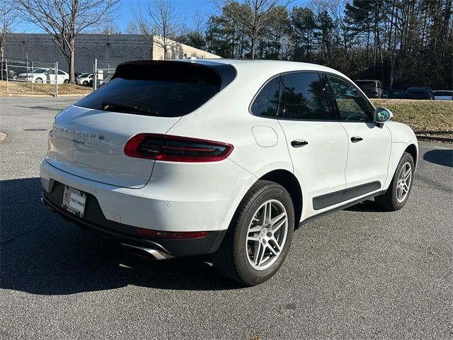 2017 Porsche Macan Base