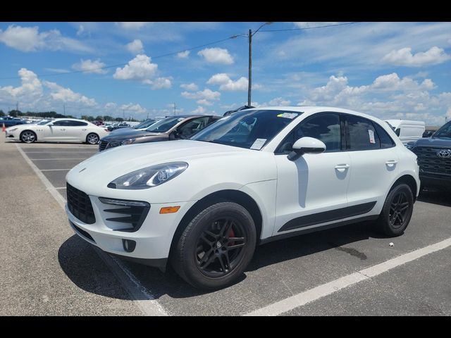 2017 Porsche Macan Base