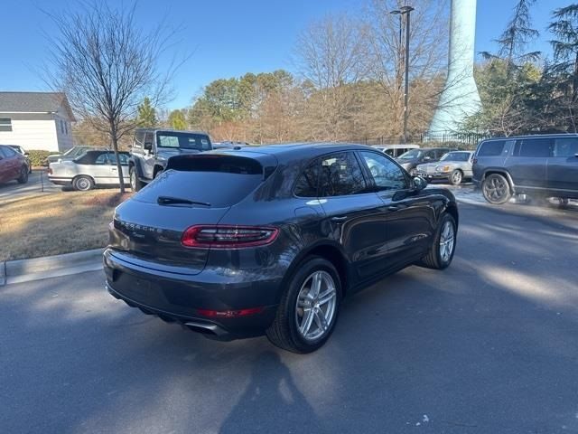 2017 Porsche Macan Base