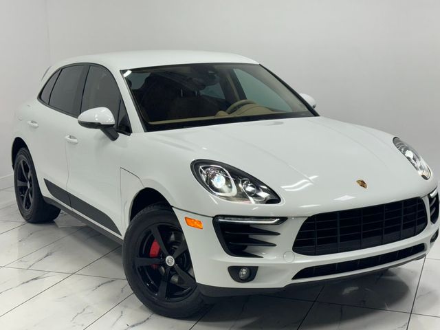 2017 Porsche Macan Base