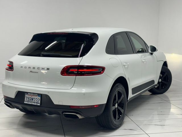 2017 Porsche Macan Base