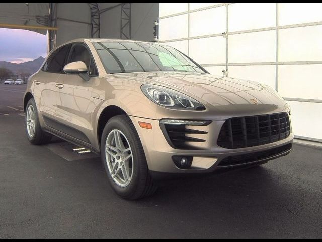 2017 Porsche Macan Base