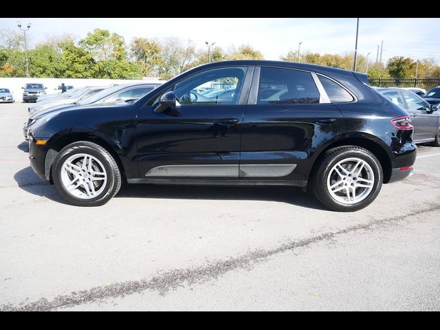 2017 Porsche Macan Base