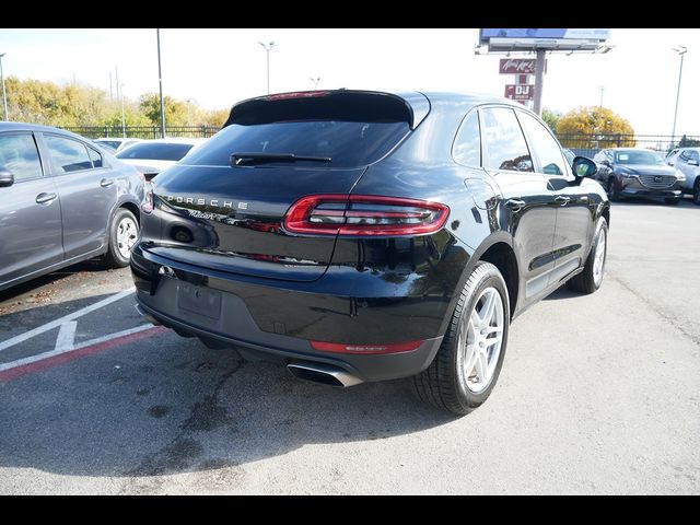 2017 Porsche Macan Base