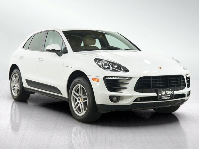 2017 Porsche Macan Base