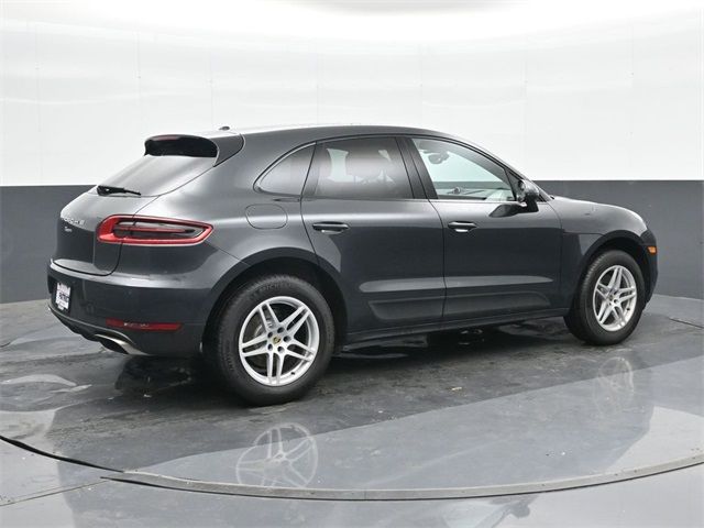 2017 Porsche Macan Base