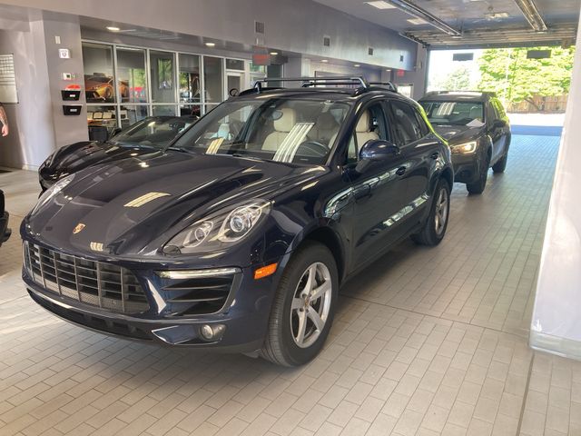 2017 Porsche Macan Base