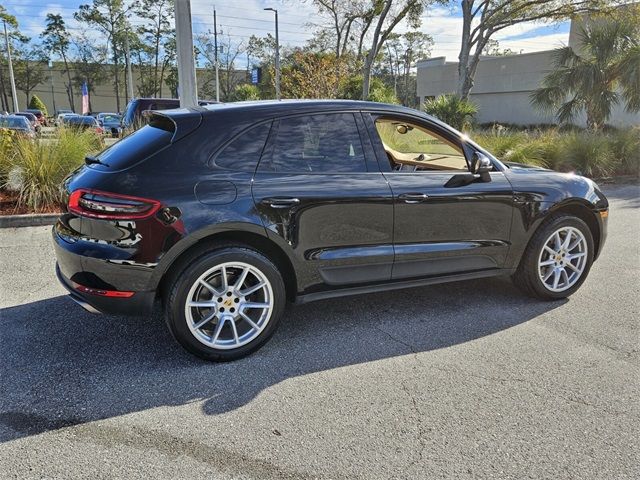 2017 Porsche Macan Base