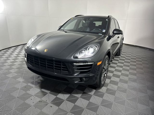 2017 Porsche Macan Base