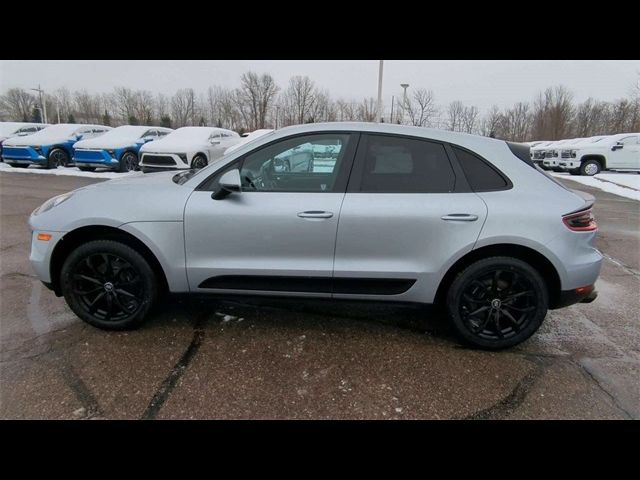 2017 Porsche Macan Base