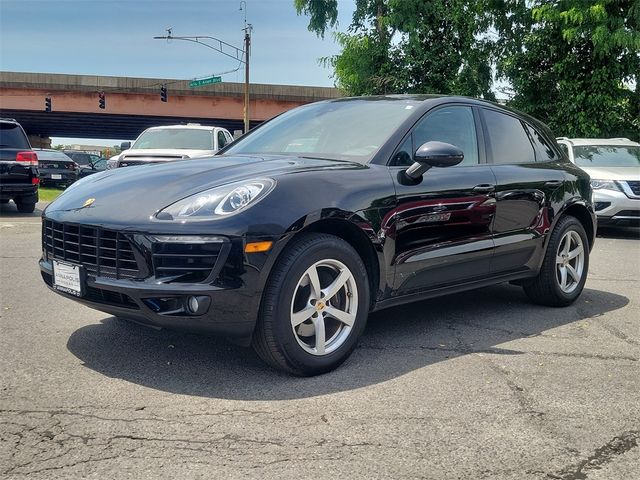 2017 Porsche Macan Base