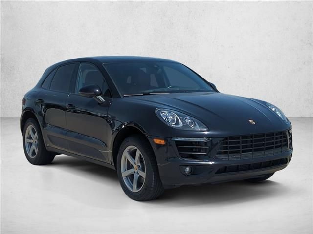 2017 Porsche Macan Base