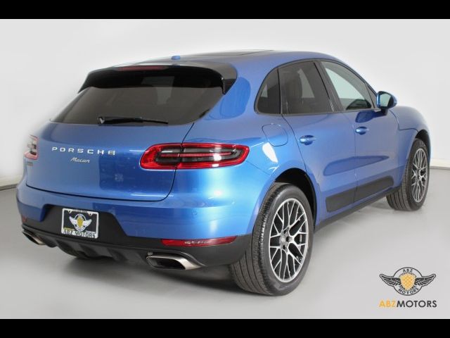 2017 Porsche Macan Base