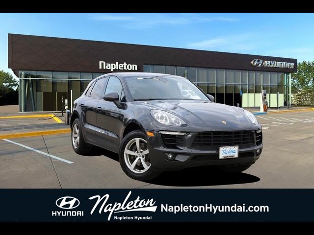 2017 Porsche Macan Base