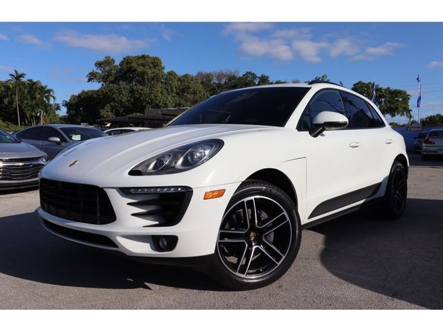 2017 Porsche Macan Base